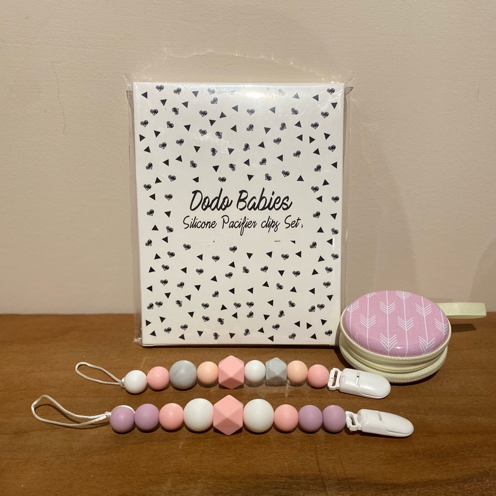 Silicone Pacifier Clips and Case